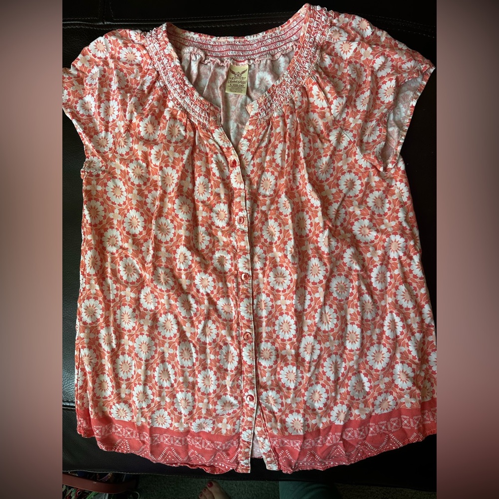 Faded Glory Coral and White Floral Button Front Blouse